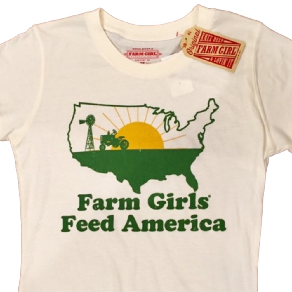 Women’s Large Farm Girls Feed America Ivory Short Sleeve Crewneck Tee